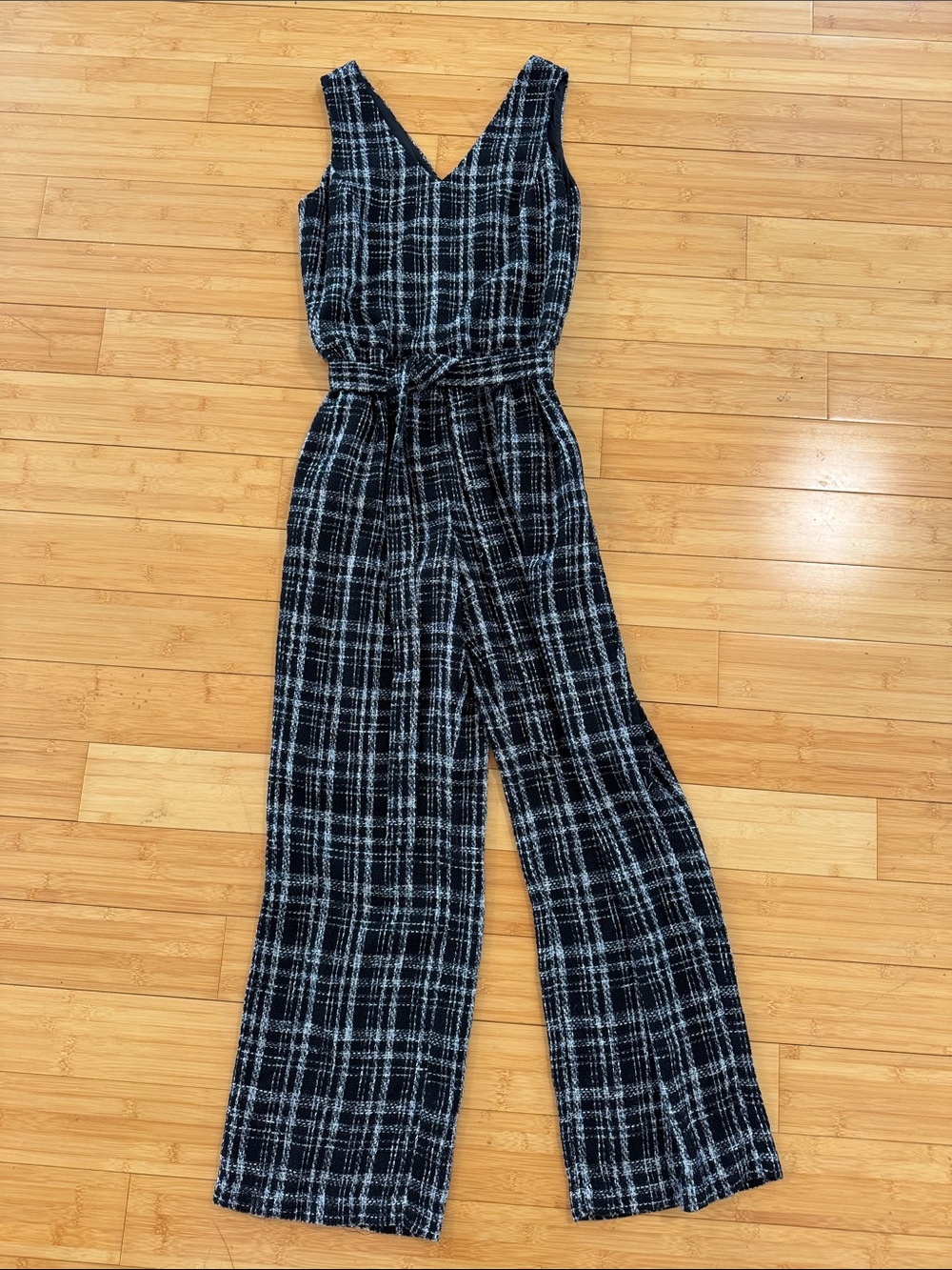 V-Neck Black & White Plaid Sleeveless Jumpsuit with Waist Tie